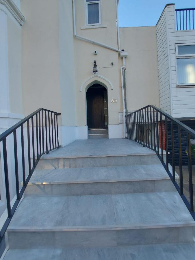 Inn By The Sea, Portsmouth - En Suite Rooms With Sea View Possible, Parking Ev 22Kw エクステリア 写真