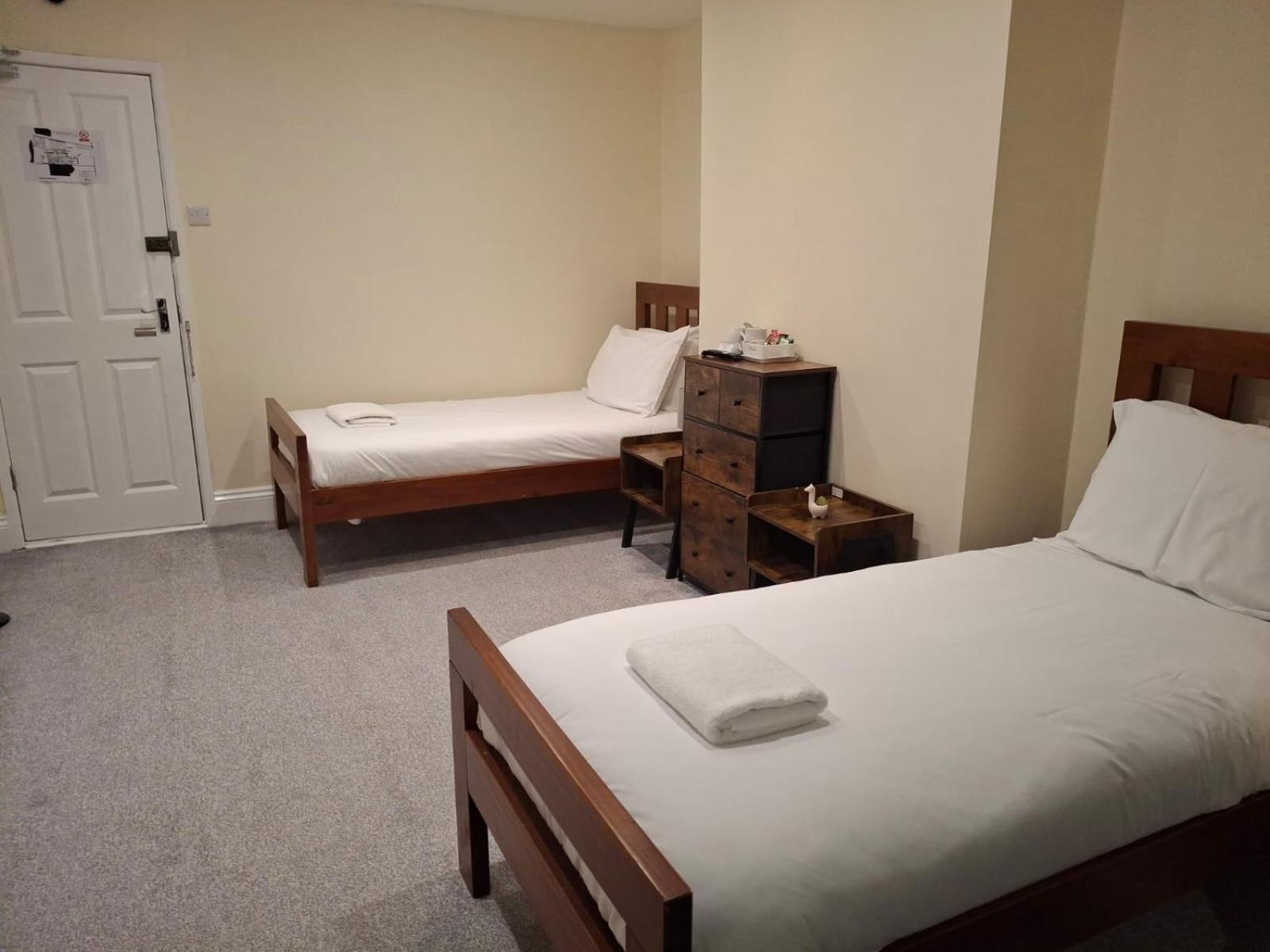 Inn By The Sea, Portsmouth - En Suite Rooms With Sea View Possible, Parking Ev 22Kw エクステリア 写真
