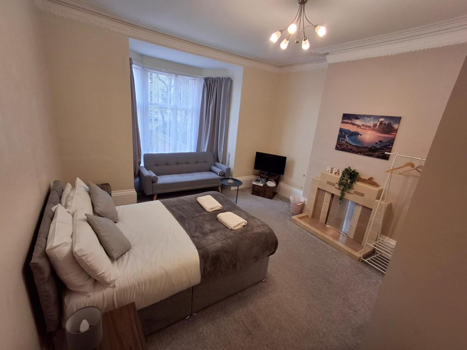 Inn By The Sea, Portsmouth - En Suite Rooms With Sea View Possible, Parking Ev 22Kw エクステリア 写真