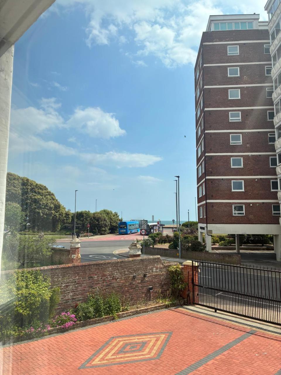 Inn By The Sea, Portsmouth - En Suite Rooms With Sea View Possible, Parking Ev 22Kw エクステリア 写真